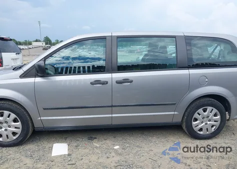 2016 Dodge Grand Caravan American Value Pkg z USA, uszkodzony, nr VIN 2C4RDGBG7GR176607